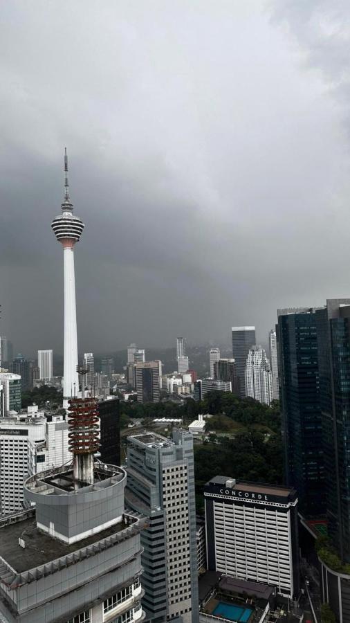 Sky Suites Klcc By Pnut Kuala Lumpur Exterior photo
